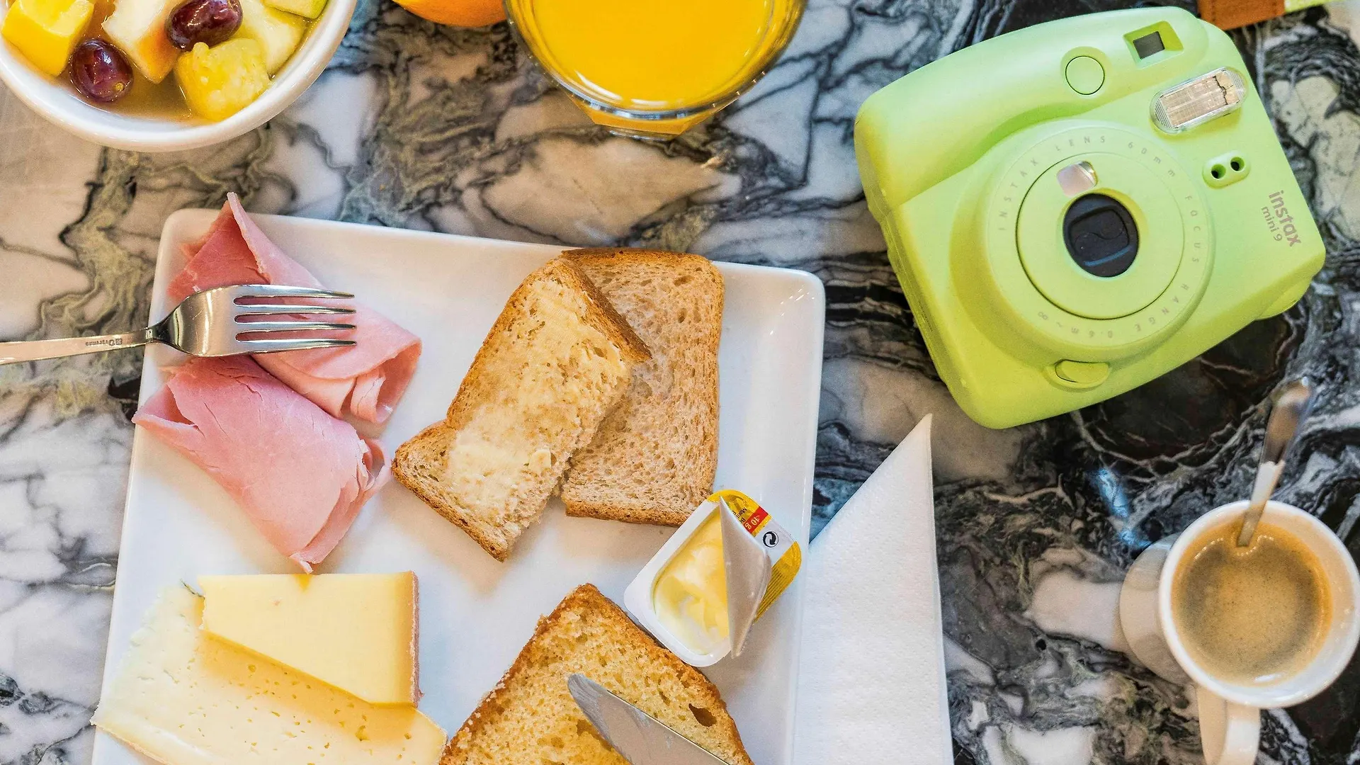 Hotel Ibis Styles Nation Cours De Vincennes 3*